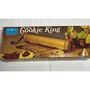 Vintage Nordic‎ Ware Deluxe Cookie King Crank Press Spritz Gun 01200-Complete